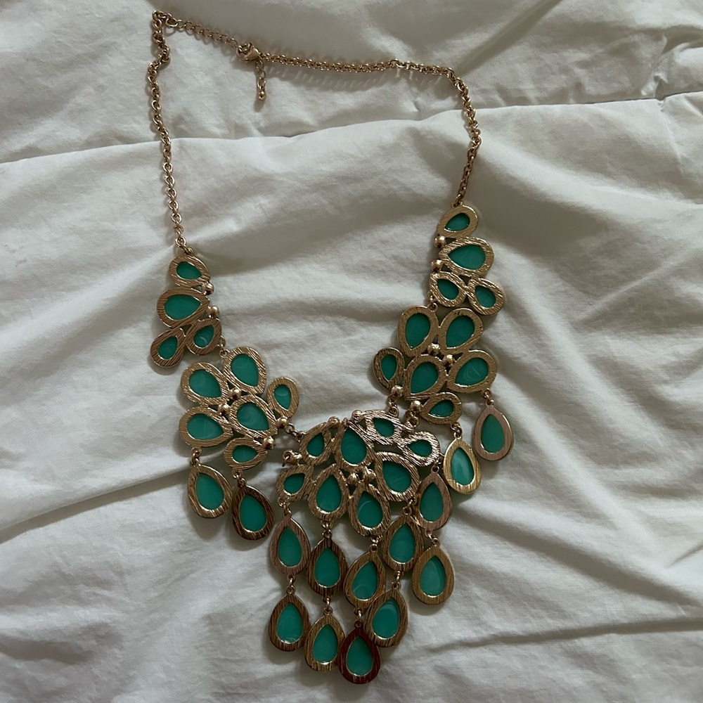 Elegant Gold and aqua retro statement bib Teardrop Necklace - Picture 2 of 6
